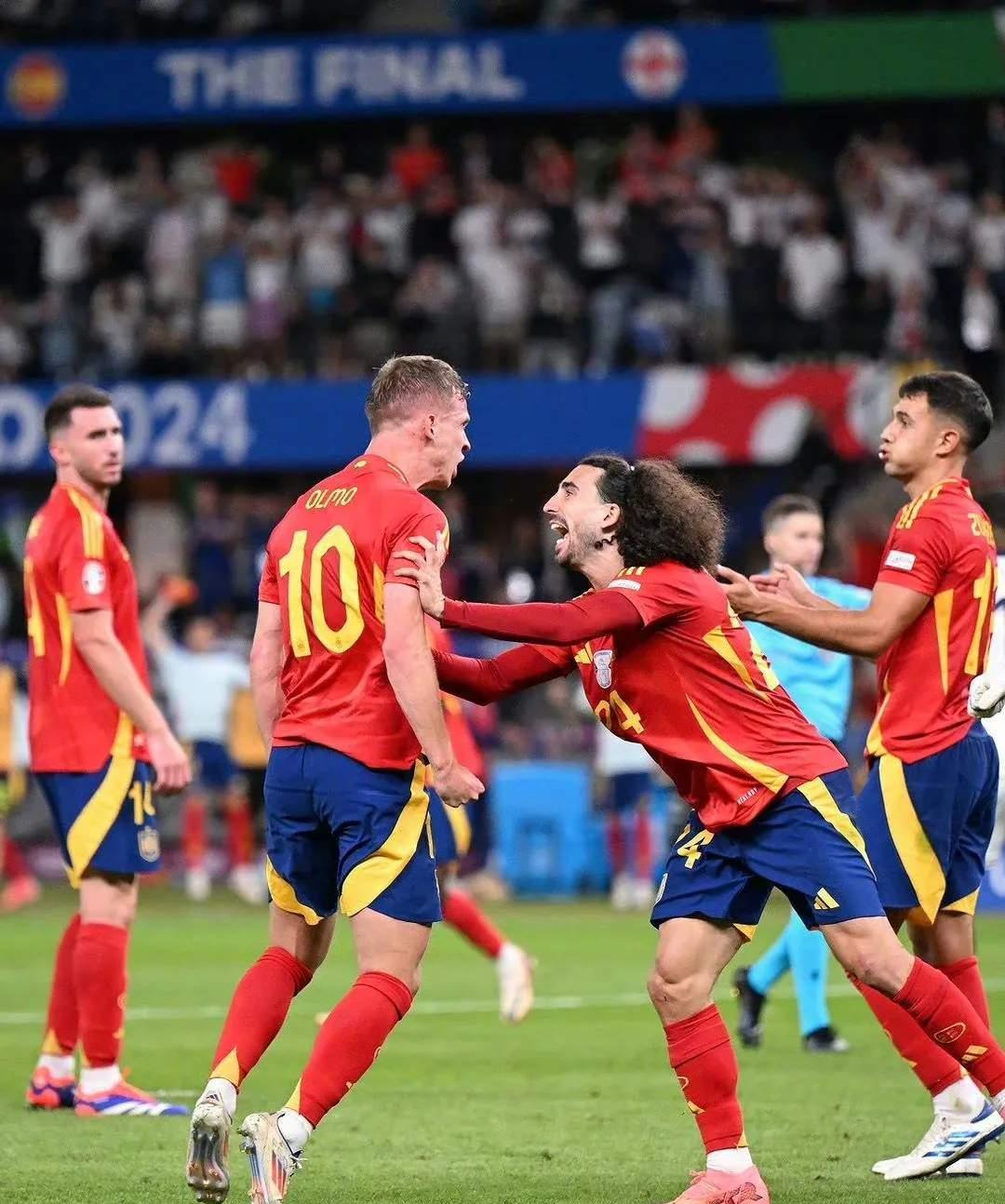 PG电子娱乐在线-包含激情比赛，欧洲足球联赛胜者屹立不倒的词条