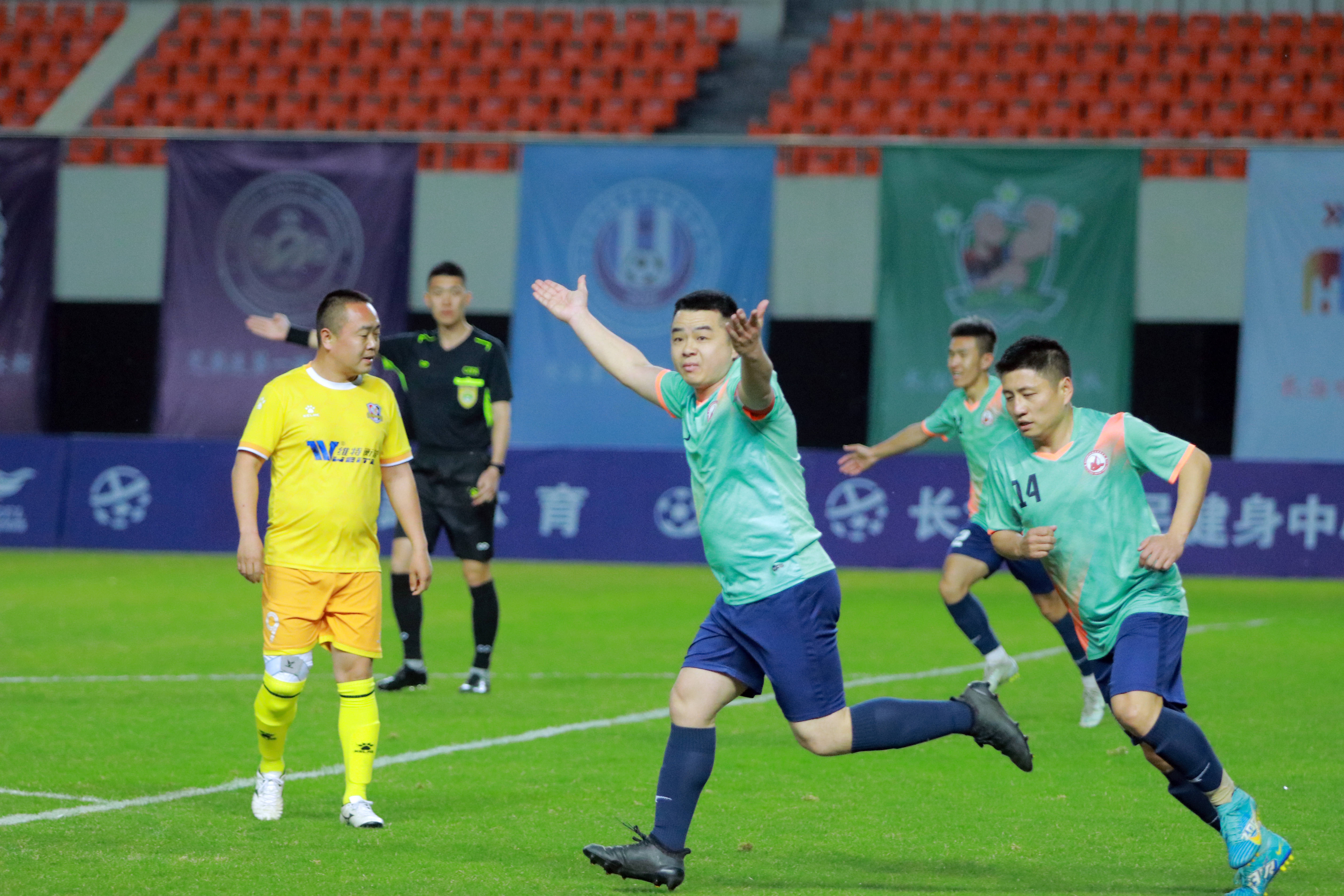 关注中国足球联赛,劲爆对决精彩十足 关注中国足球联赛,劲爆对决精彩十足