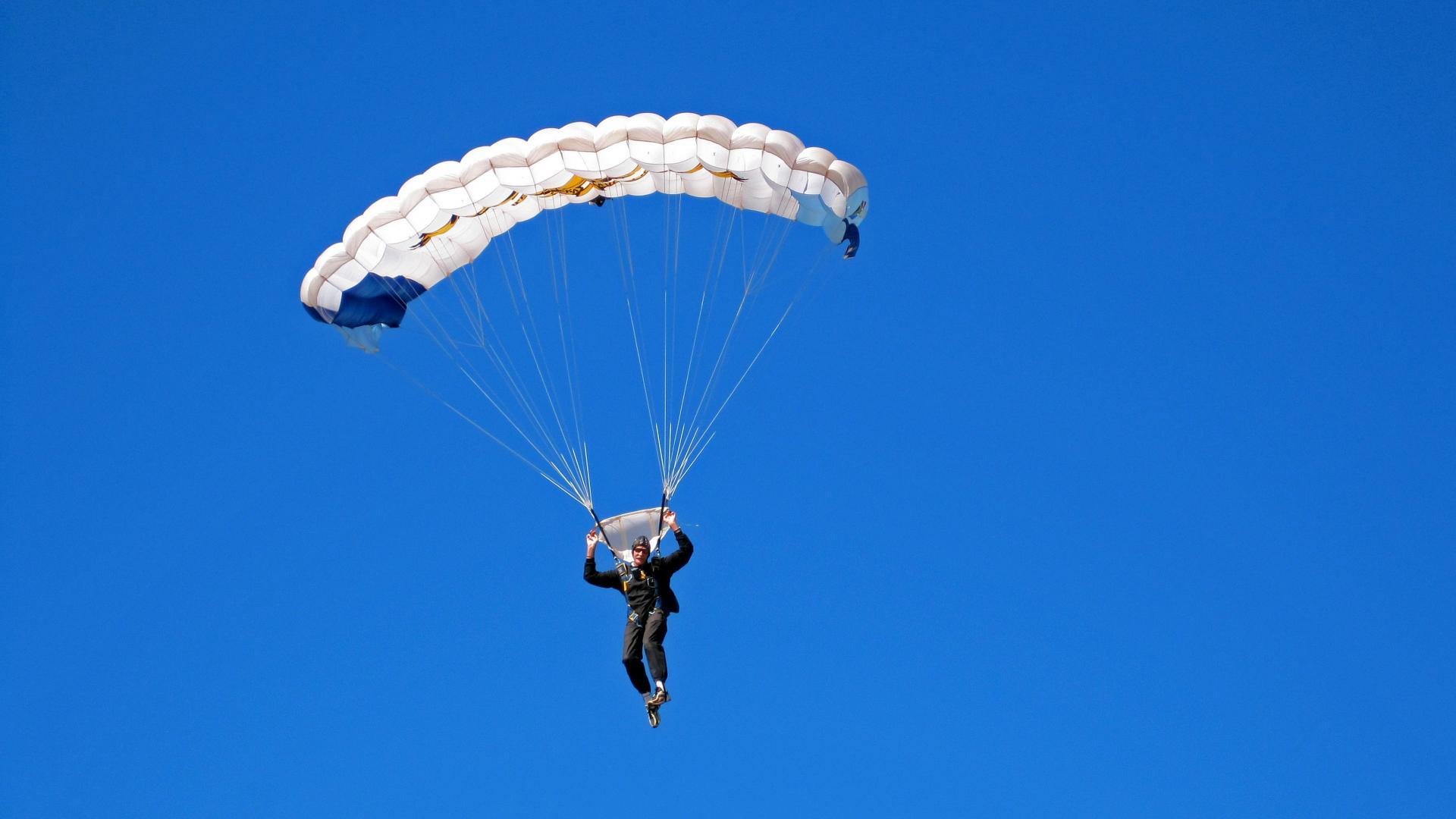 绝杀与接管，76人险胜骑士，戈贝尔奥运关键战展统治力