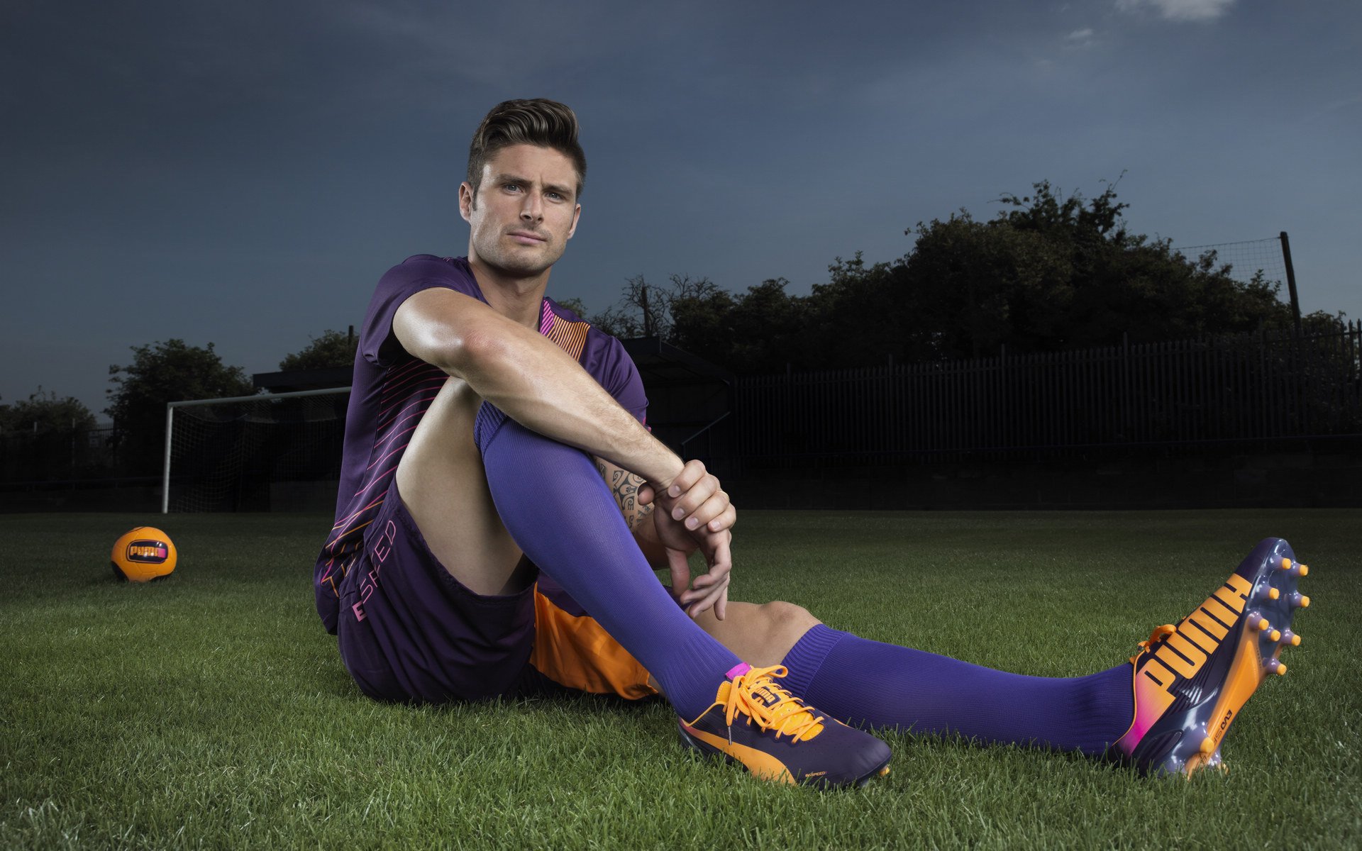 上海队单节拉开新疆队，霍勒迪成为关键先生